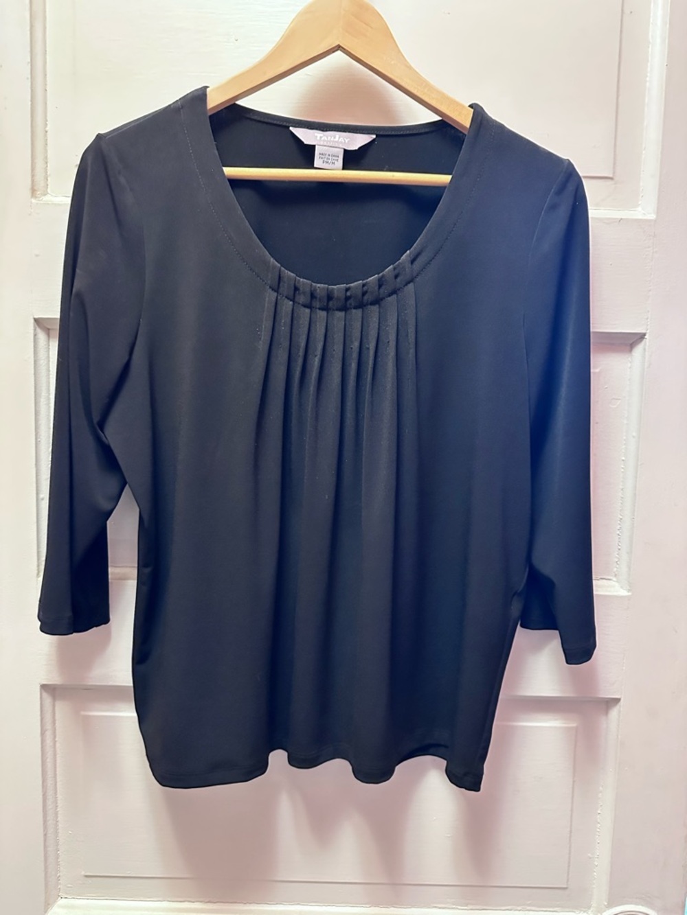 TanJay Black Scoop neck Top